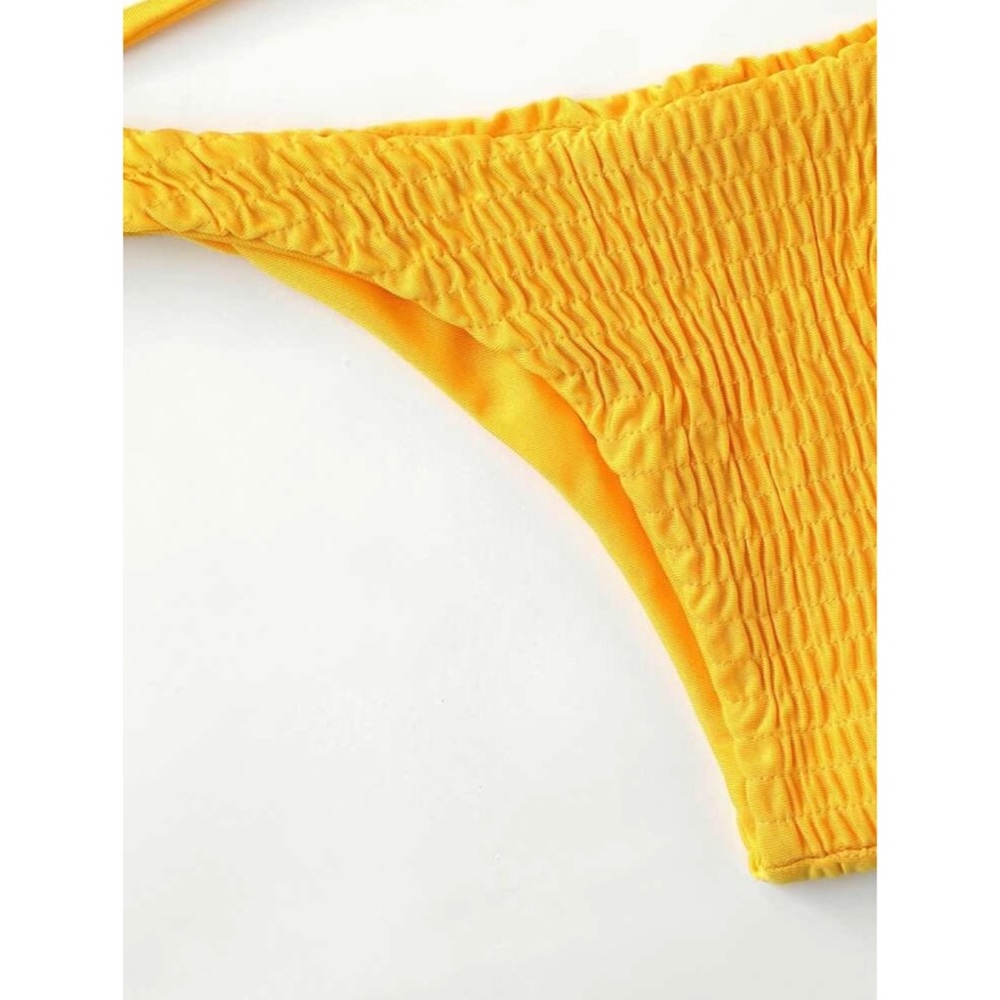 SHEIN triangle smocked bikini set - Picture 4 of 5